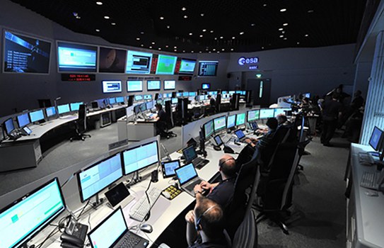 Dalla Luna ai confini dell'Universo: il programma dell'ESA Dalla Luna ai confini dell'Universo: il programma dell'ESA