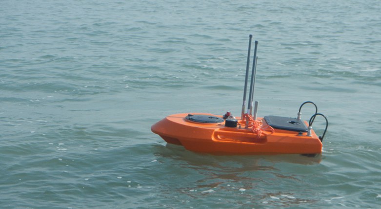Inquinamento e Adriatico | Unife mette in campo il nuovo drone marino per identificare le microplastiche