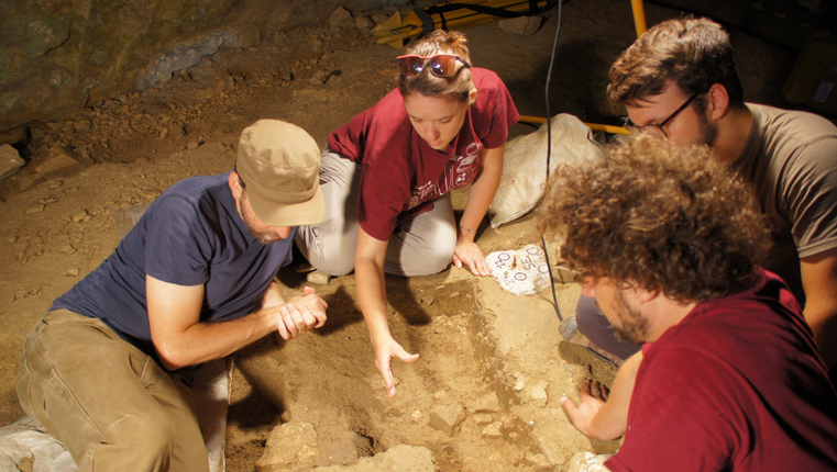 Archeologia | Scoperta in Italia la più antica sepoltura europea di una neonata