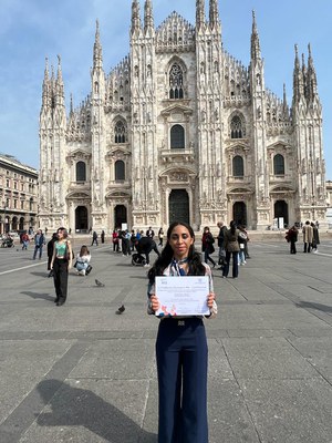 Giulia Nenna a Milano in occasione della premiazione