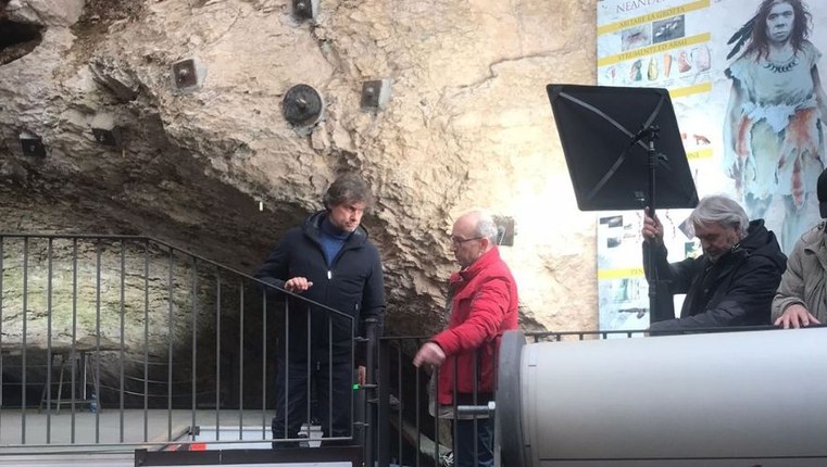 Archeologia | Scavi e scoperte Unife a Grotta di Fumane protagoniste della puntata sui Neandertal di “Ulisse"