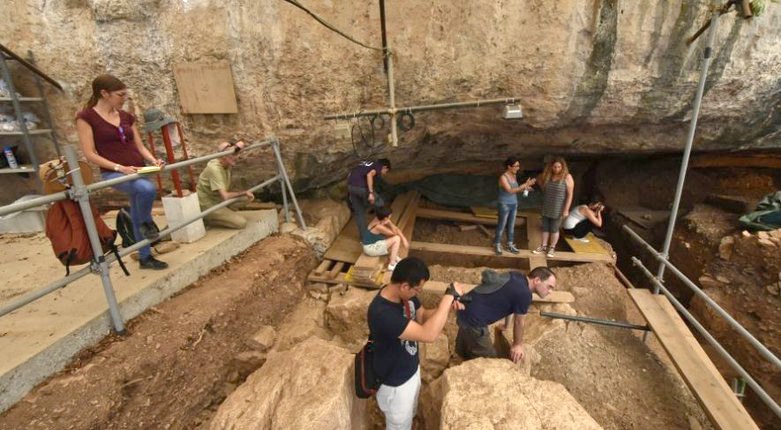 Archeologia | Lo "Sciamano" e altri tesori preistorici scoperti da Unife al Museo Nazionale di Verona
