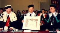 Piero Angela | Il cordoglio dell'Ateneo. Nel 1992 la laurea honoris causa per i seicento anni di Unife