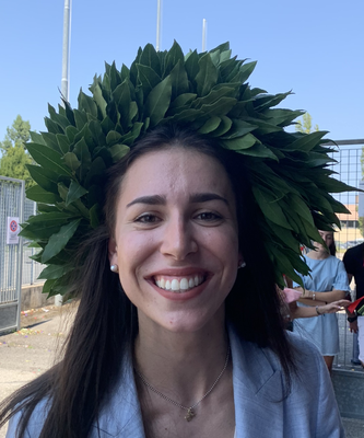 Emilia Rossatti il giorno della laurea triennale a Unife