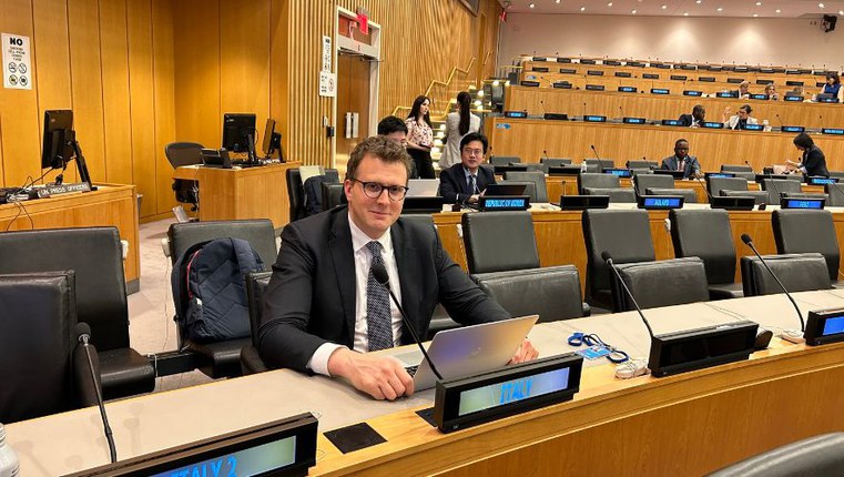 ONU | Il Professor Alberto De Franceschi delegato dell'Italia alla seduta della United Nations Commission for International Trade Law