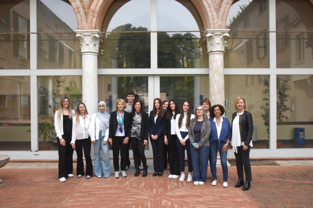 Centro Documentazione e Studi sull’UE | Premiate le studentesse e gli studenti vincitori del concorso “Europa: competenze per il futuro” Centro Documentazione e Studi sull’UE | Premiate le studentesse e gli studenti vincitori del concorso “Europa: competenze per il futuro”