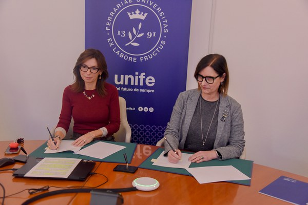 DSC_1618-2.jpg DSC_1618-2.jpg