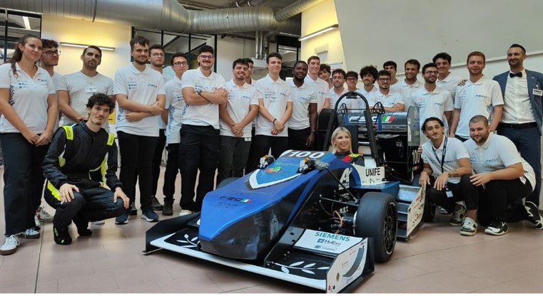 Dall’idea alla pista | Unife svela la nuova monoposto elettrica della Squadra di Formula Student
