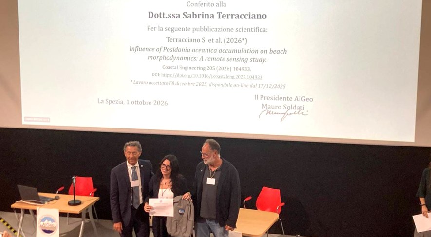 Geomorfologia | Sabrina Terracciano vince il Premio AIGeo con uno studio sulla Posidonia oceanica e l’evoluzione delle spiagge