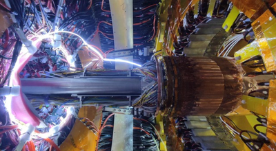 Fisica delle particelle | L'esperimento BESIII si avvicina alla scoperta delle glueball con il contributo di Unife e INFN-Ferrara