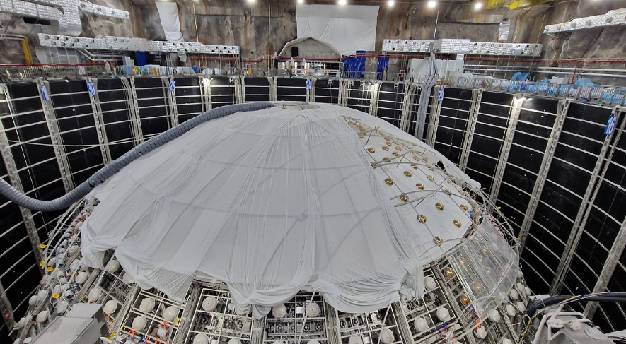 Neutrini | Il debutto di JUNO conquista la copertina di Nature, anche con il contributo di Ferrara
