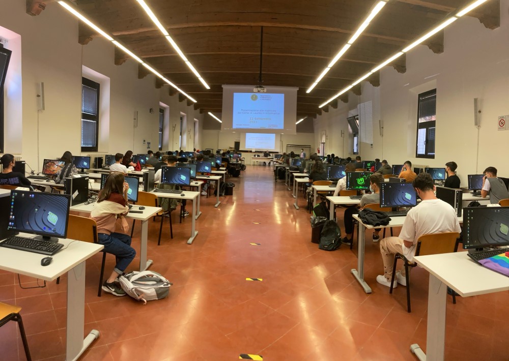 Cosa pensano gli studenti del Corso di Laurea in informatica?