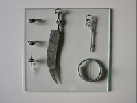 Fibule, fuso, coltello e bracciale in bronzo (Necropoli Arnoaldi, Bologna)